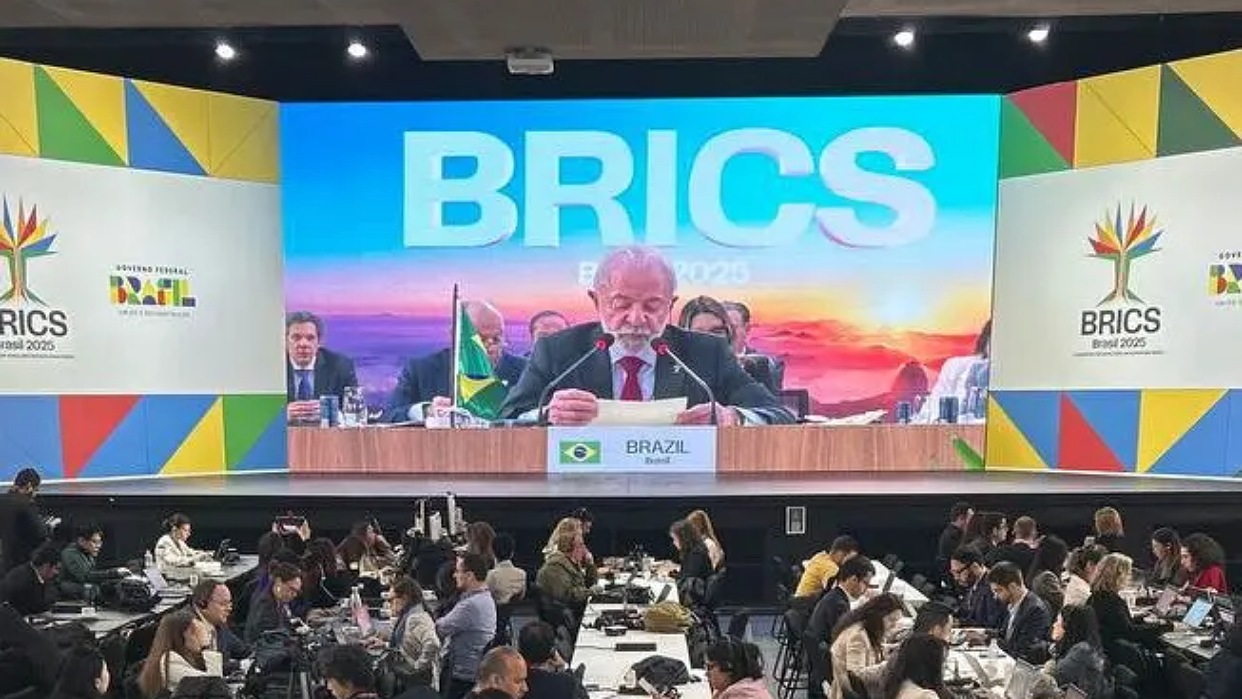 Inauguran Cumbre de los BRICS: Lula insta a reformar la gobernanza global y asegurar la paz