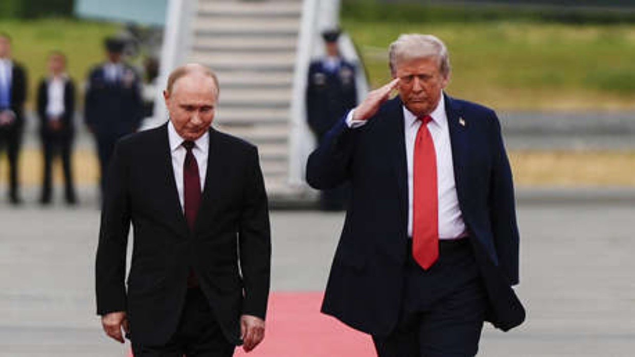 Líderes mundiales reaccionan a la cumbre Putin-Trump en Alaska