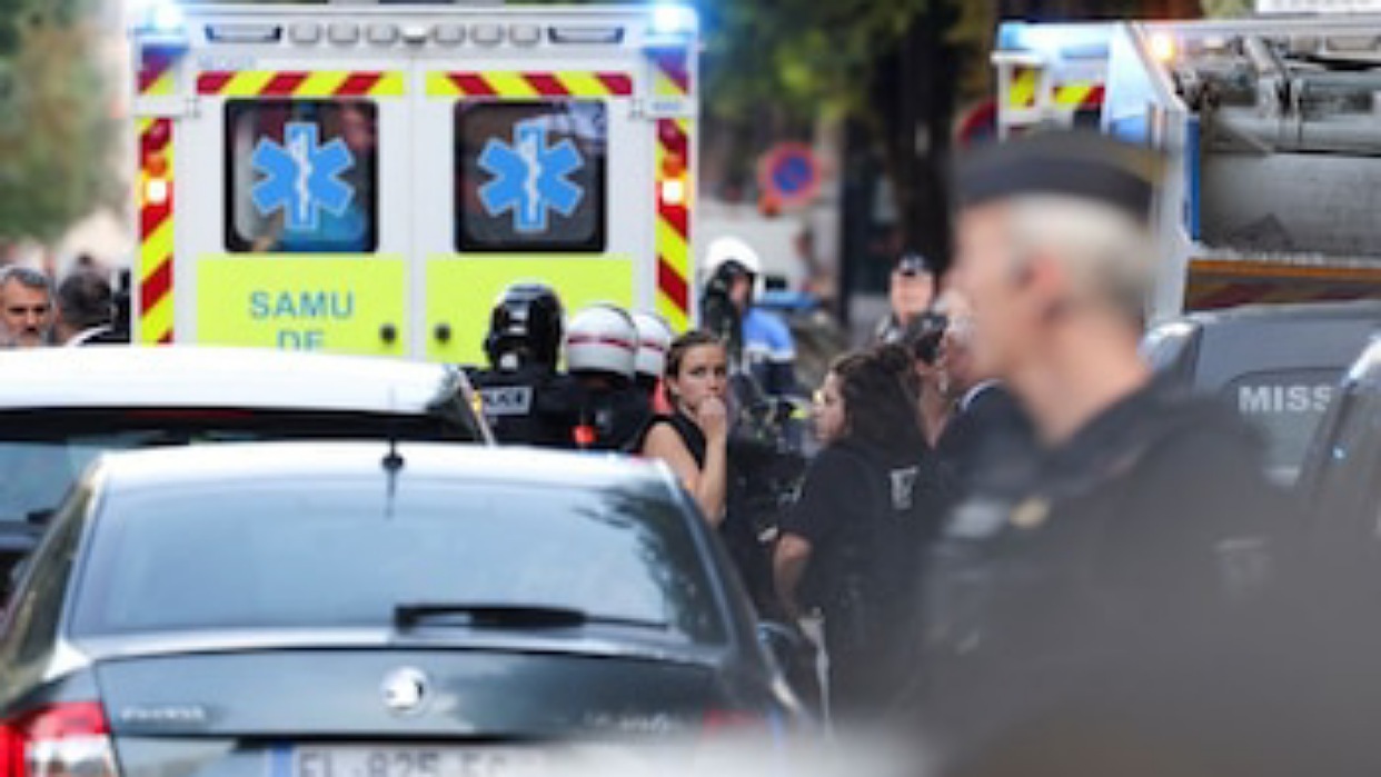 Hombre atropella a multitud en Francia: Un muerto y cinco heridos tras ...