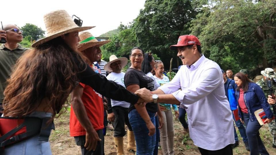 Maduro Inspects Progress at El Gran Topo Agrotourism Commune in Venezuela