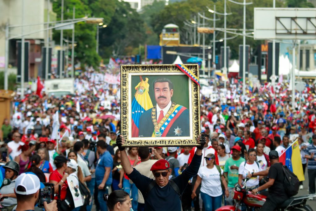 En Fotos: Pueblo venezolano exige libertad de Maduro y Cilia Flores con ...