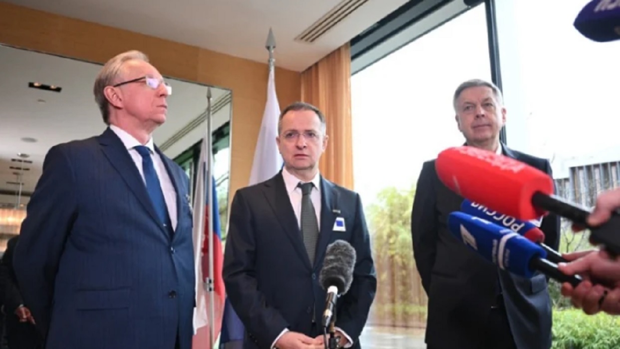 Culmina segunda reunión trilateral entre Rusia, Estados Unidos y Ucrania en Ginebra